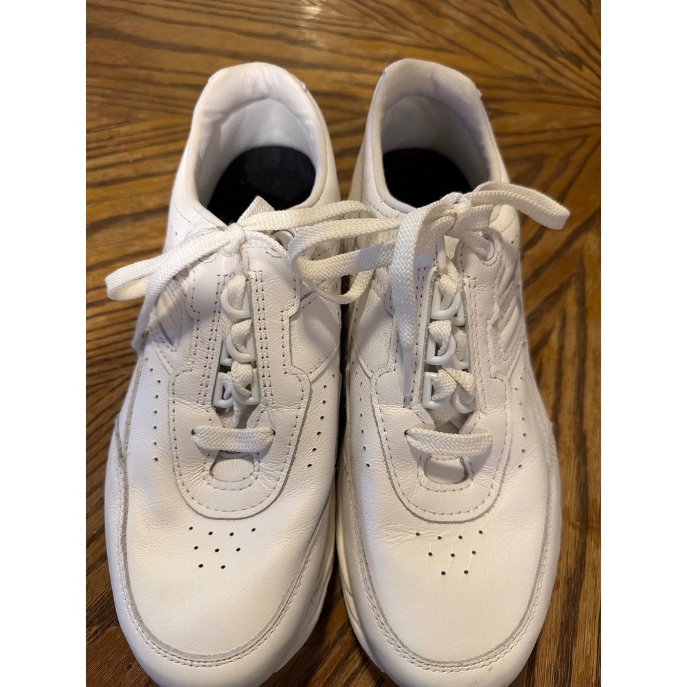 SAS Walk Easy White Leather Walking Shoes Womens 8 W Wide Made in USA Comfort